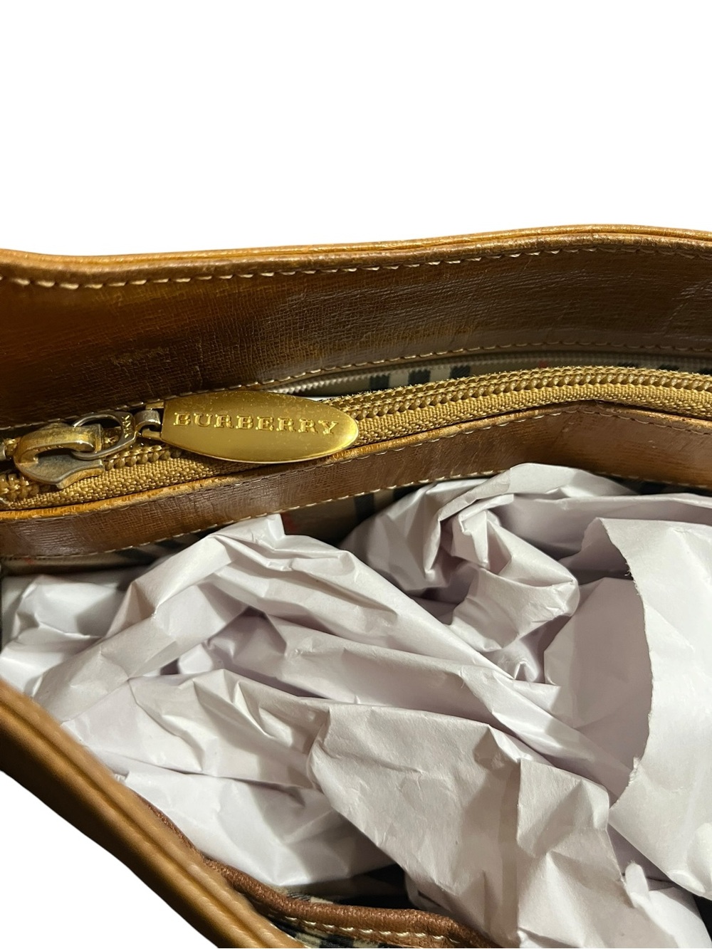 Burberry Leather Shoulder Hobo Bag With Nova Check Interior Authentic - Picture 13 of 17